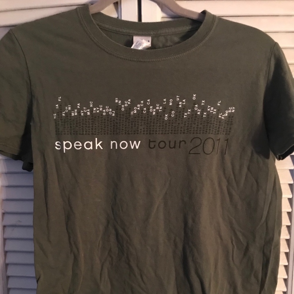 Taylor Swift Speak Now Tour T-shirt